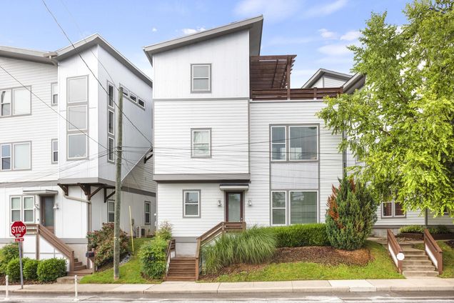 704 Porter Rd Nashville, TN House Active - Photo 1 of 31. Opens carousel modal
