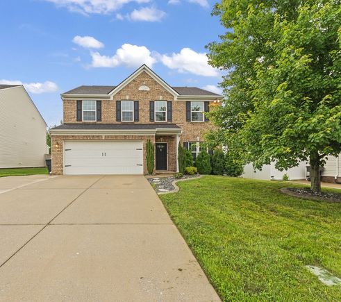 2207 Ambergate Dr