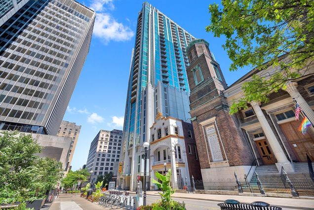 415 Church St Unit 1507 Nashville, TN Condo Active - Photo 1 of 24. Opens carousel modal