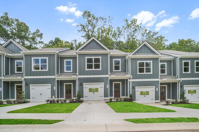 109 Ironhorse Way