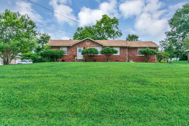 113 Leota Dr