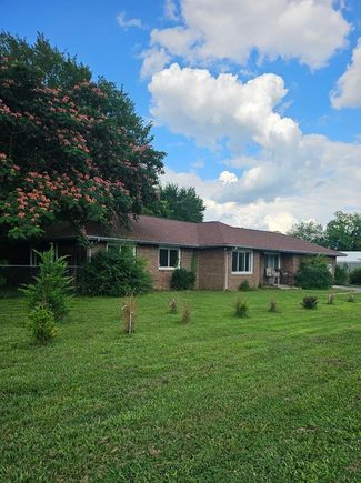 4923 Highway 41 N