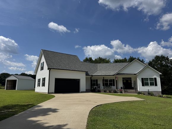1041 Hayshed Rd