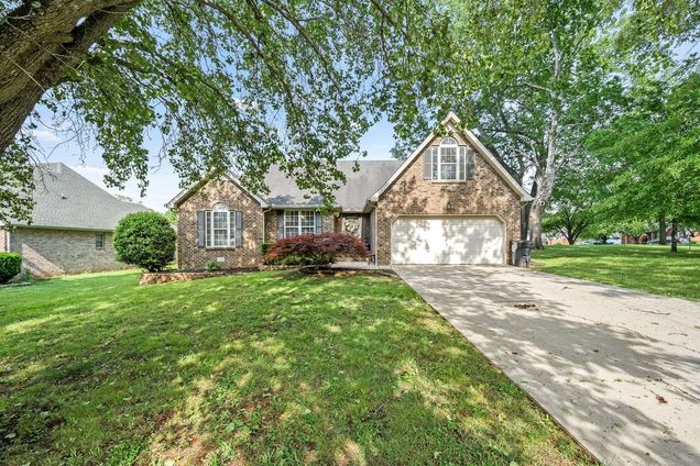 717 Williamsburg Dr Smyrna, TN House Active - Photo 1 of 35. Opens carousel modal