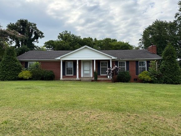 5988 Highway 31 W