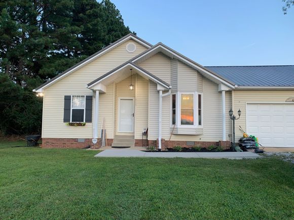 2775 Airport Rd