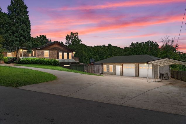 119 Jupiter Dr