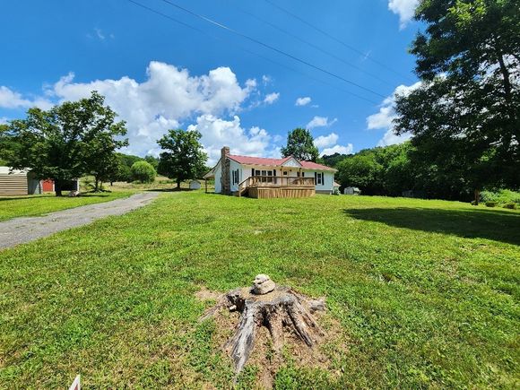 785 Woodmore Hollow Ln