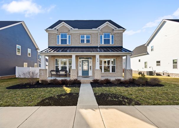 194 Ashington Cir Hendersonville, TN House Active - Photo 1 of 40. Opens carousel modal