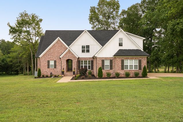 1497 Phillips Rd