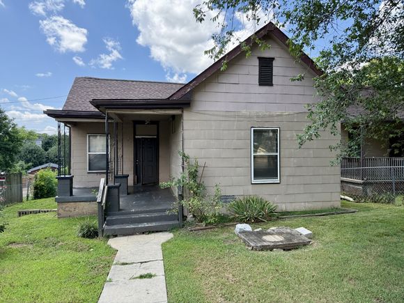 1711 Nassau St