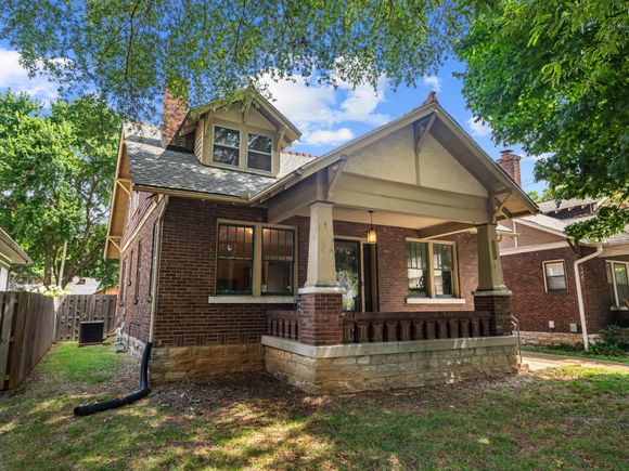 1417 Stratton Ave