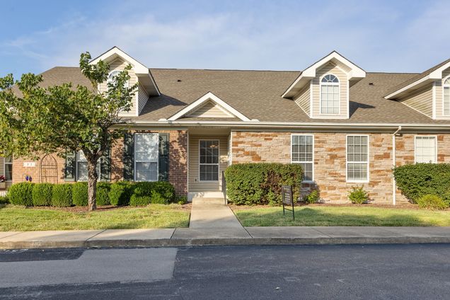 800 Browns Ln Unit F2