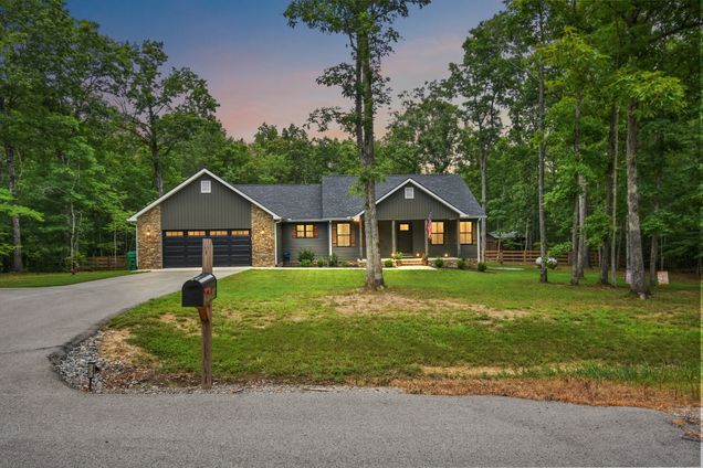 39 Pond Rd Monterey, TN House Active - Photo 1 of 40. Opens carousel modal