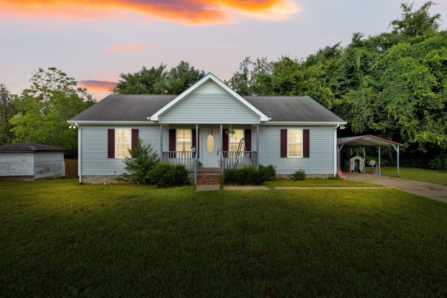 1170 Dodson Dr Lewisburg, TN House Active - Photo 1 of 28. Opens carousel modal