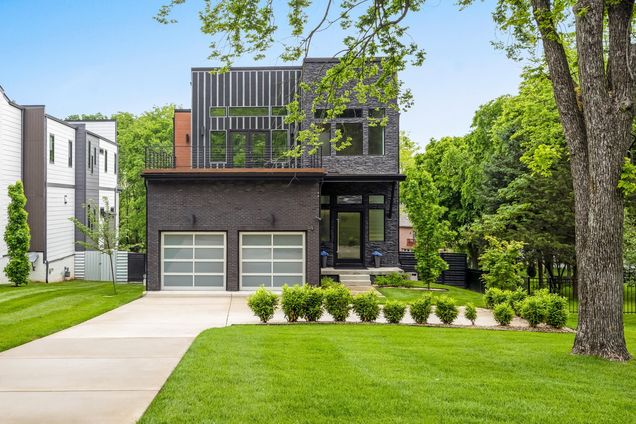 3918b Caylor Dr Nashville, TN House Active - Photo 1 of 78. Opens carousel modal