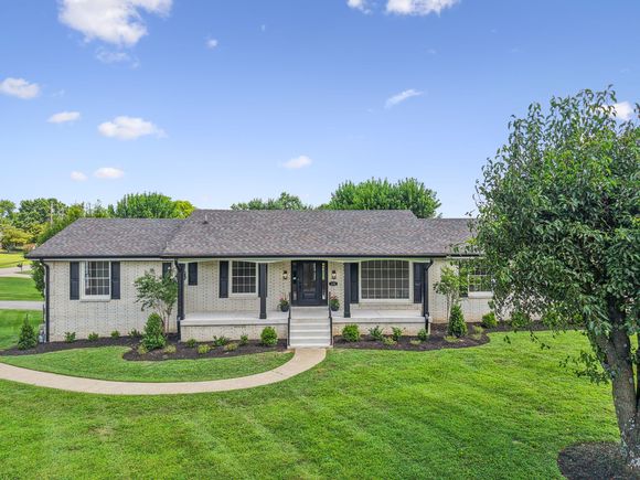 100 Catalpa Dr