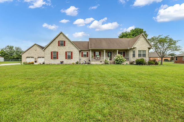 523 Maple Springs Rd Manchester, TN House Active - Photo 1 of 34. Opens carousel modal