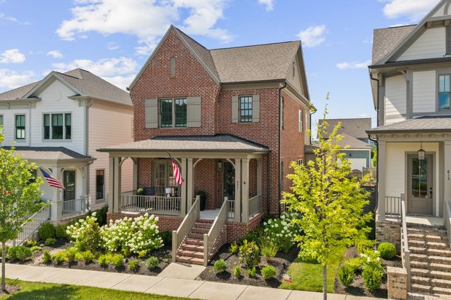 807 Horizon Dr Franklin, TN House Active - Photo 1 of 54. Opens carousel modal