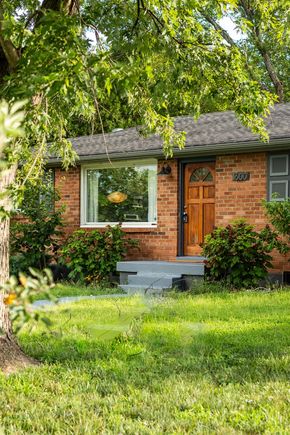 1600 Haynes Meade Cir Nashville, TN House Active - Photo 1 of 30. Opens carousel modal