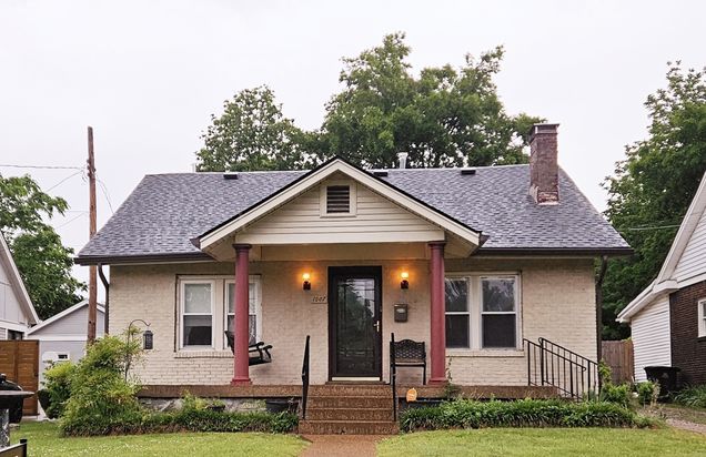 1007 Seymour Ave Nashville, TN House Active - Photo 1 of 47. Opens carousel modal