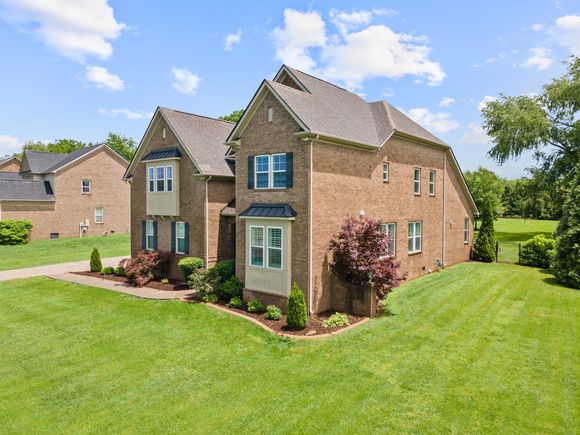 810 Pine Terrace Dr Brentwood, TN House Active - Photo 1 of 60. Opens carousel modal
