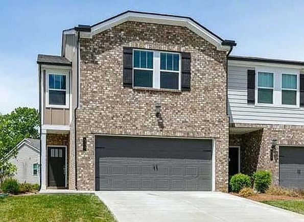 862 Longleaf Ln