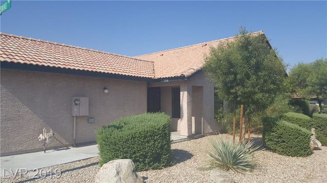 300 CROSSWIND Way Las Vegas, NV Townhouse Sold - Photo 1 of 18. Opens carousel modal
