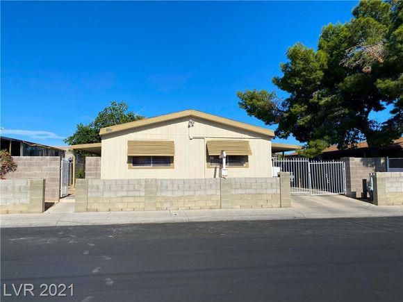 1650 Royal Estates Drive Las Vegas, NV House Sold - Photo 1 of 17. Opens carousel modal