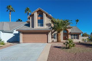 1729 Sequoia Drive