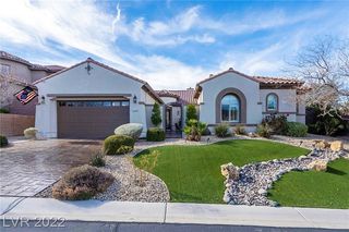 2701 Chateau Clermont Street
