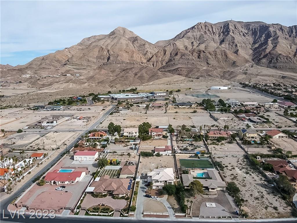 1344 North Hollywood Blvd