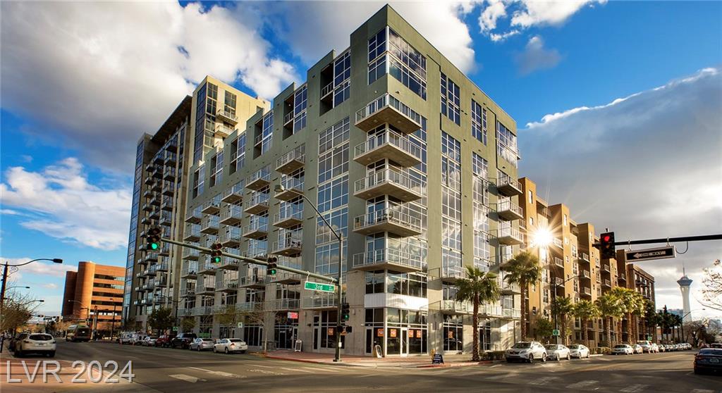 353 East BONNEVILLE Ave Unit 449  