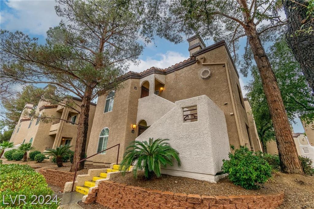 9325 West Desert Inn Rd Unit 214