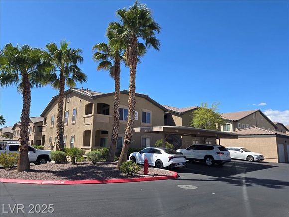 8985 South Durango Drive Unit 2062