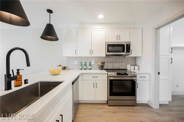 1800 Edmond Street Unit 115 Las Vegas, NV Condo Sold - Photo 1 of 24. Opens carousel modal