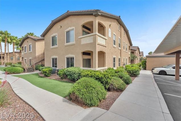 8985 South Durango Drive Unit 1110