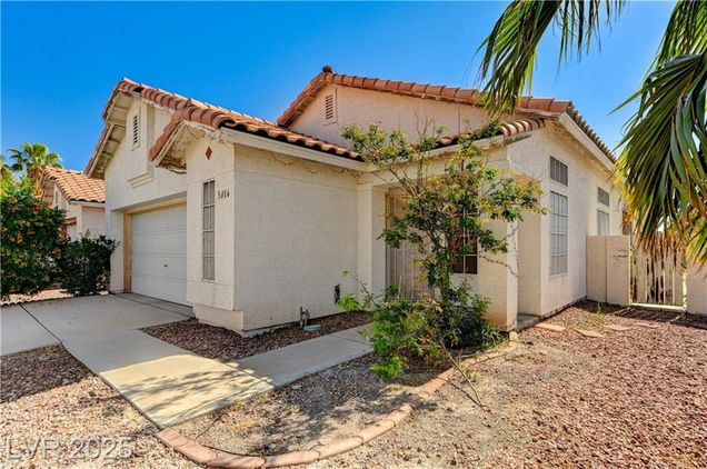 5016 Jacarilla Lane