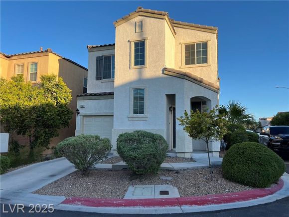 1287 Horizon Village Avenue Las Vegas, NV House Active - Photo 1 of 32. Opens carousel modal