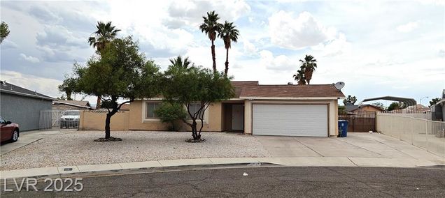 275 Las Palmaritas Drive Las Vegas, NV House Sold - Photo 1 of 27. Opens carousel modal