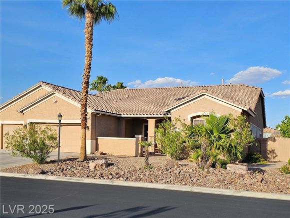 4016 Mountain Trek Street