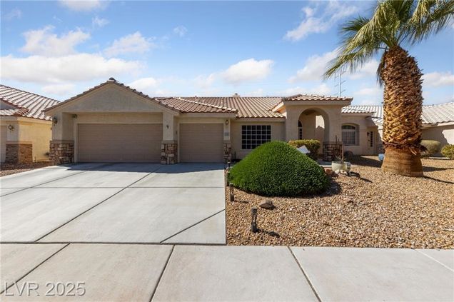 3561 Yorba Linda Drive