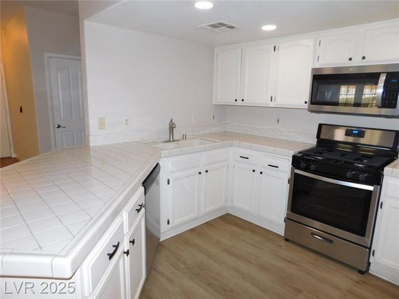 8301 Boseck Drive Unit 115 Las Vegas, NV House Active - Photo 1 of 29. Opens carousel modal