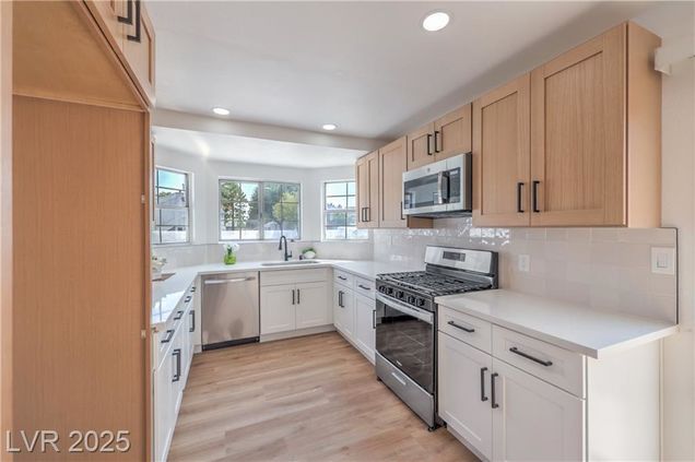 5632 Sea Breeze Avenue Las Vegas, NV Townhouse Active - Photo 1 of 31. Opens carousel modal