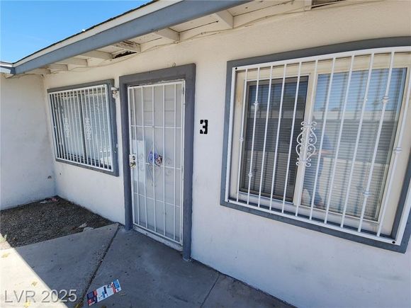 2513 Cedar Avenue Unit 3 Las Vegas, NV House Active - Photo 1 of 22. Opens carousel modal