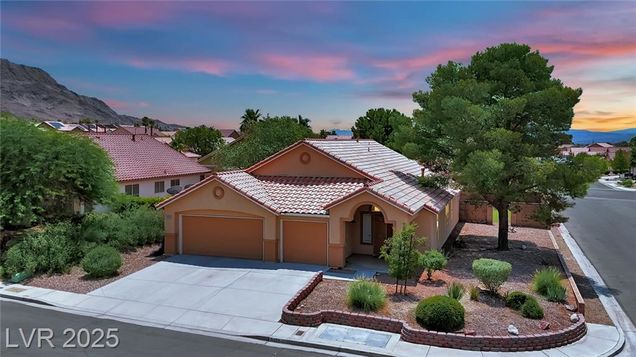 6483 Stormy Sky Avenue