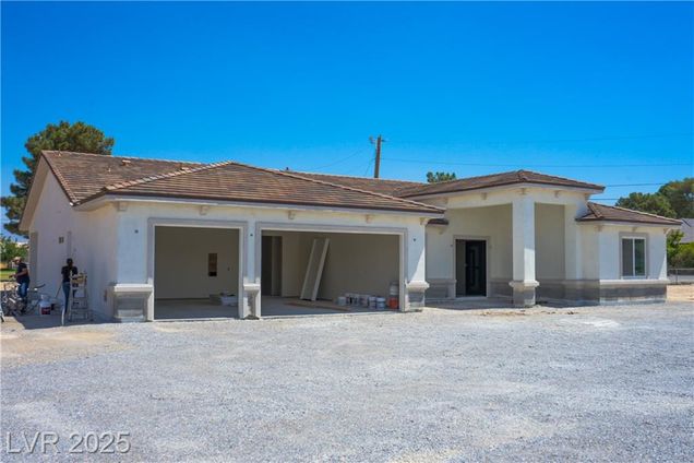 2861 South Firestone Court
