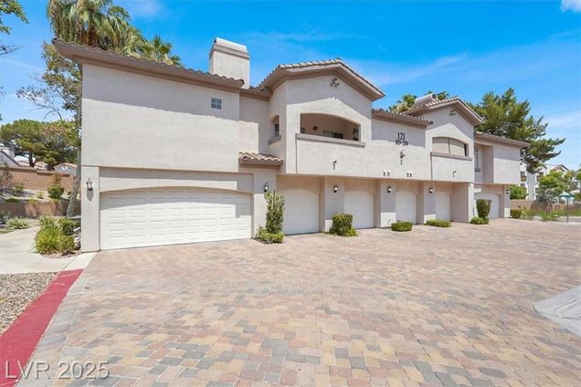 121 Emerald Forest Street Unit 104