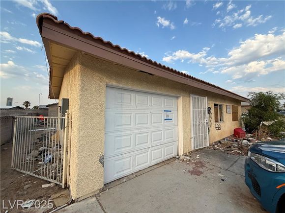 4545 West Desert Inn Road Las Vegas, NV House Active - Photo 1 of 17. Opens carousel modal
