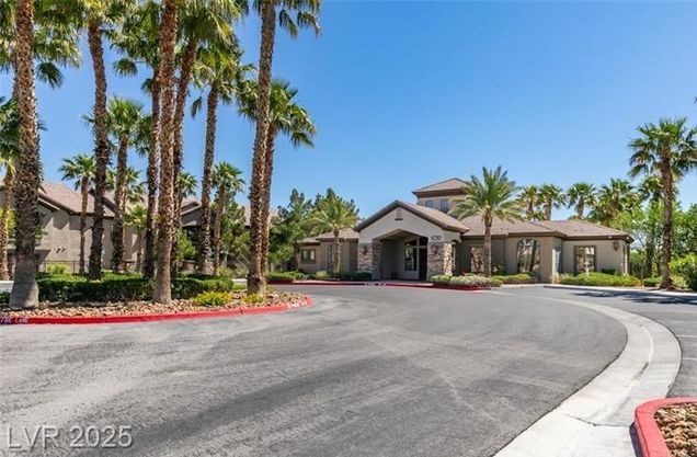 8250 North Grand Canyon Drive Unit 1009